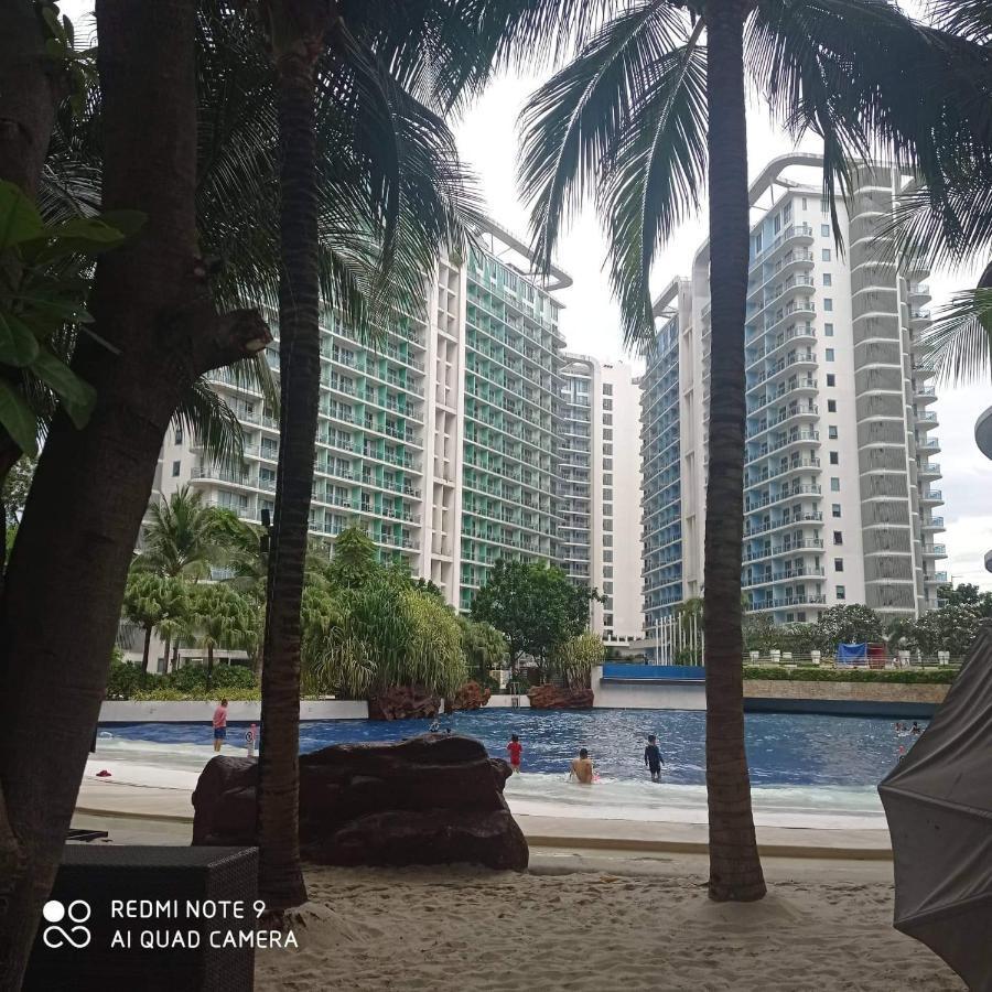 Azure Urban Resort Maui Tower Manila Exterior photo