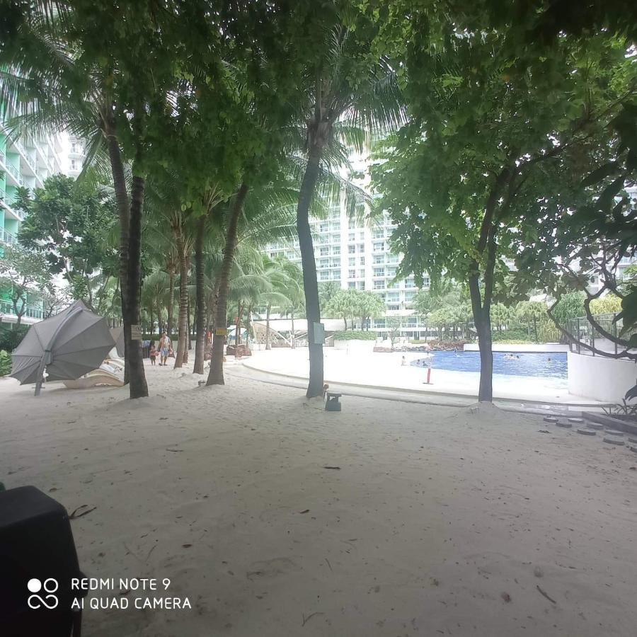 Azure Urban Resort Maui Tower Manila Exterior photo